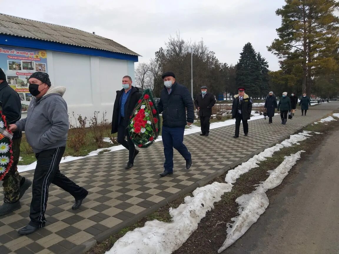 Погода в калниболотской на 7. Станица Калниболотская Краснодарский край. Станица Калниболотская Новопокровский район. Глава Калниболотского сельского поселения.