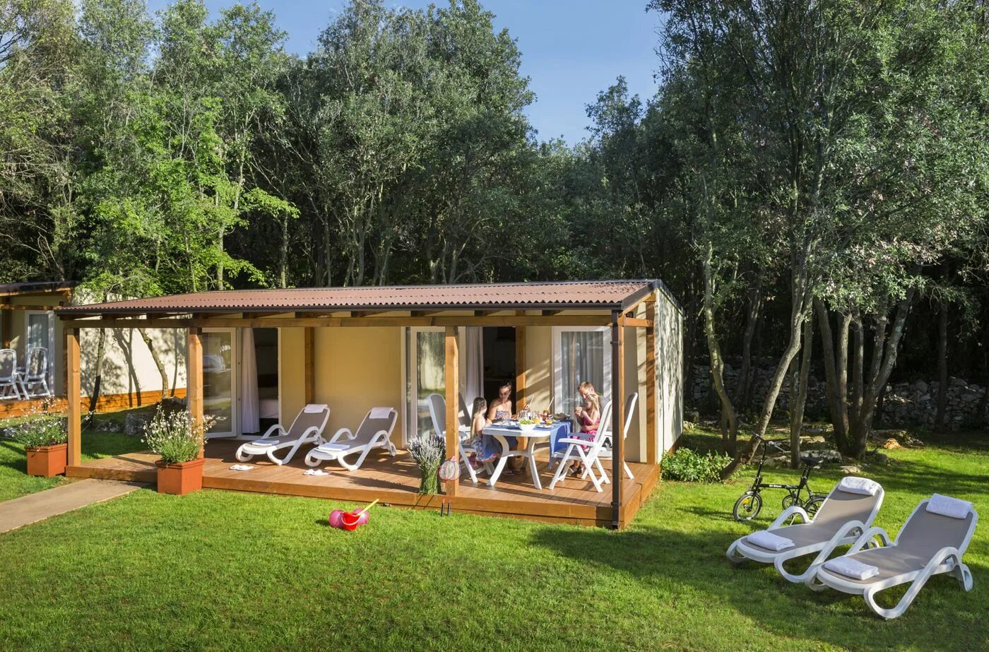Хорватия кемпинг. Ровинь передвижные дома для отдыха. Camping Polari Rovinj Istria Croatia fkk. Camping home