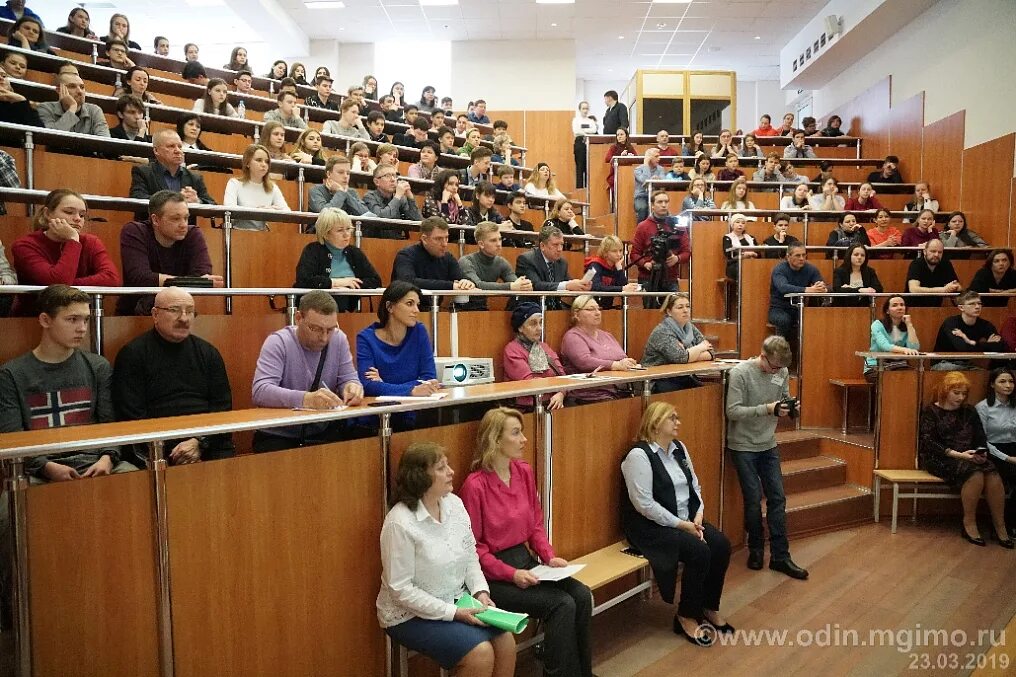 МГИМО колледж Одинцовский филиал. МГИМО Одинцово колледж внутри. Колледж МГИМО Москва. Колледж при МГИМО Одинцово. Сайт колледжа мгимо