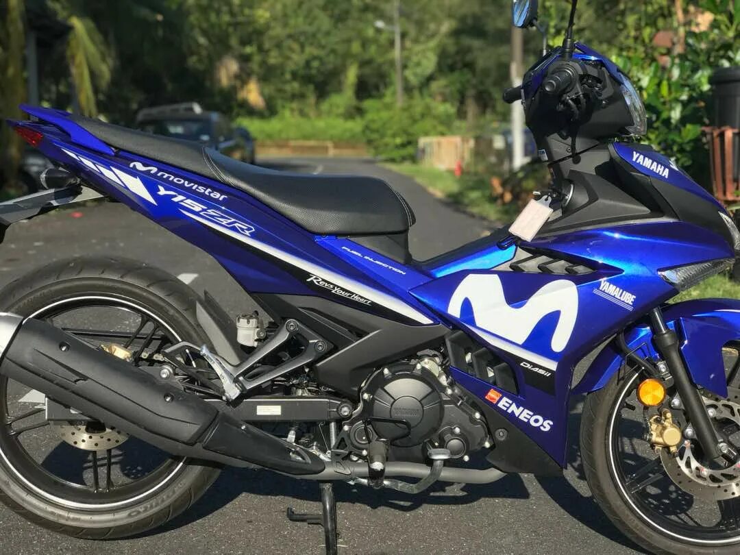 Включи байки синие. Yamaha y15. Yamaha y 15 modified. Yamaha ZR горный. Синий мотоцикл Мувистар.