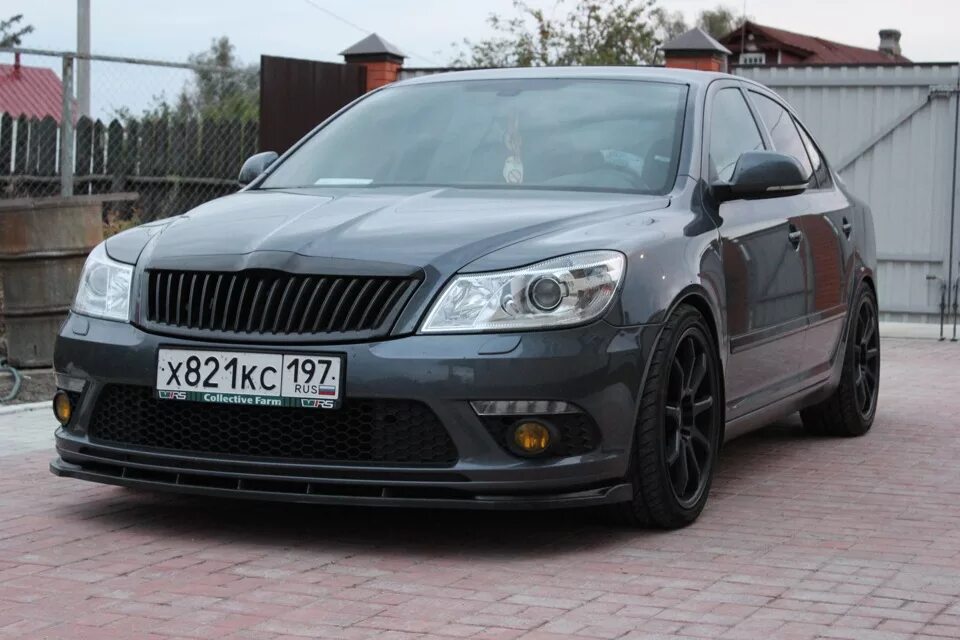 Разборка шкоды октавии а5. Обвес на Skoda Octavia a5 RS. Skoda Octavia a5 дорест.