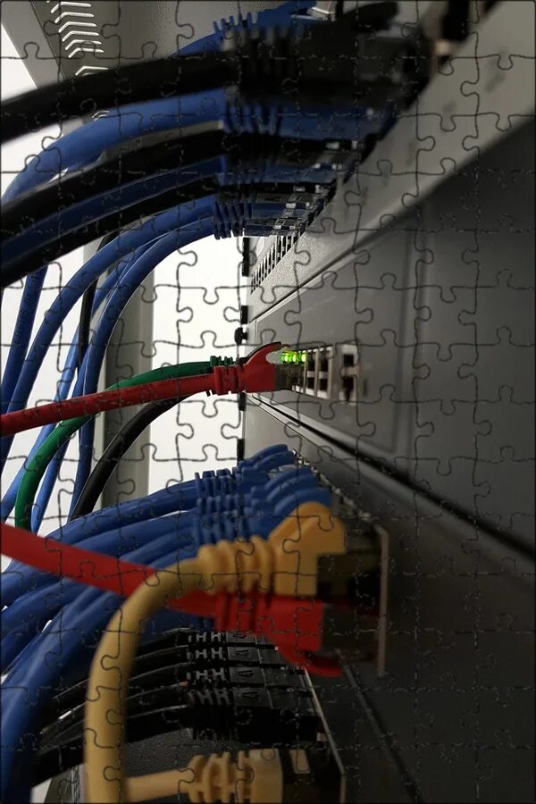 Магистральный провайдер. Оптоволоконный интернет. Провод провайдера. 5 гбит/с разъем. Провод провайдера.