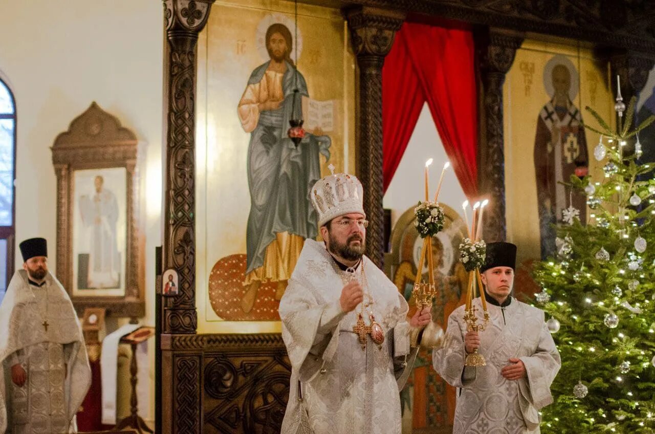 Днепродзержинская епархия официальный сайт новости. Сайт бобруйской епархии. Сайт бобруйской епархии. Рождественский сочельник богослужение. Божественная литургия на рождество.