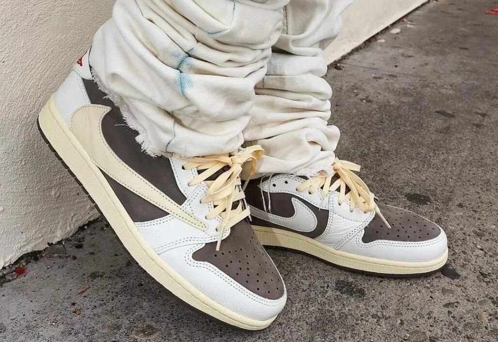 Air jordan 1 travis scott reverse mocha. Nike air jordan 1 low travis scott reverse mocha. nike air jordan 1 retro low og sp travis scott reverse mocha. travis scott x air jordan 1 low reverse mocha. кроссовки найк трэвис скотт.