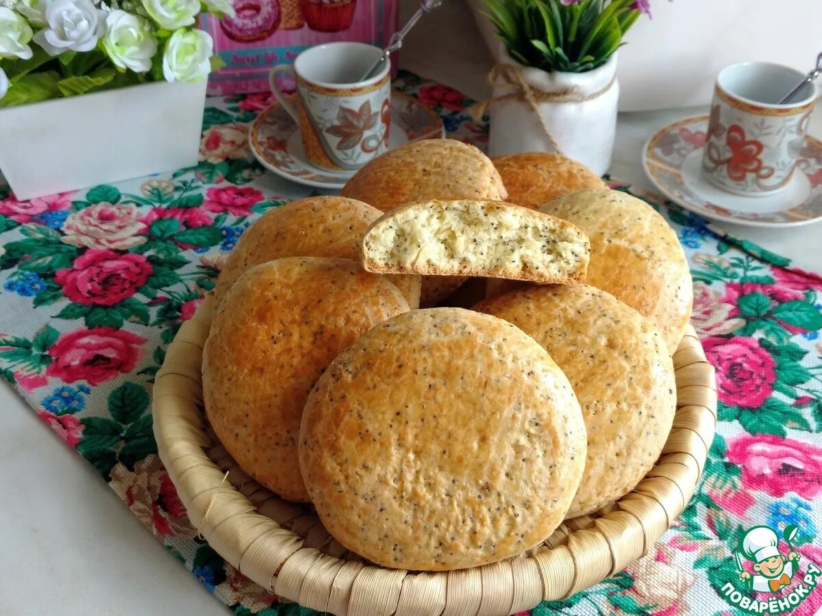 сметанные коржики. постные коржики. коржик морковный. коржик с корицей. коржик с изюмом.