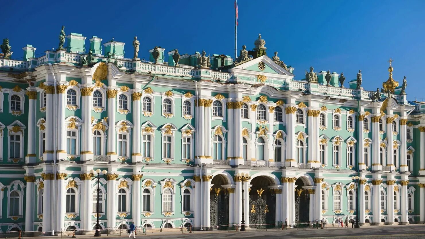 Здание эрмитажа в санкт петербурге. Зимний дворец растрелли колонны. эрмитаж зимний дворец арки. зимний дворец санкт-петербург автор. winter palace of st. petersburg российская империя.