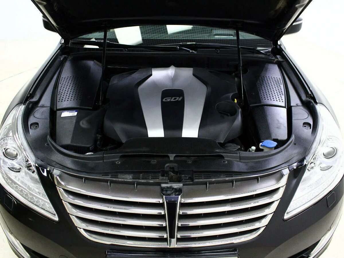 Hyundai equus двигатели. моторный отсек на хендай экус 2013 года. Hyundai equus двигатели. Genesis v8. Hyundai equus 2012 4.