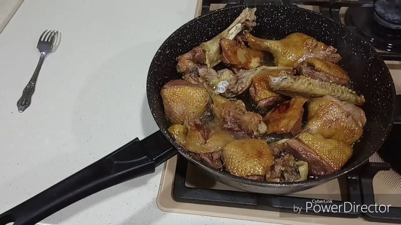 Как вкусно приготовить утку пошагово. Утка на сковороде кусочками. утка мулард приготовление. утка-гусь мулард как приготовить.