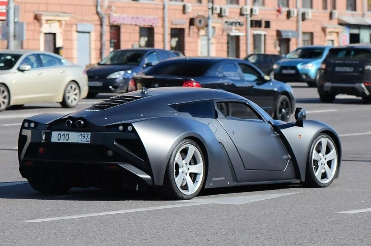 1 августа автомобиль. Спорткар Marussia b2.