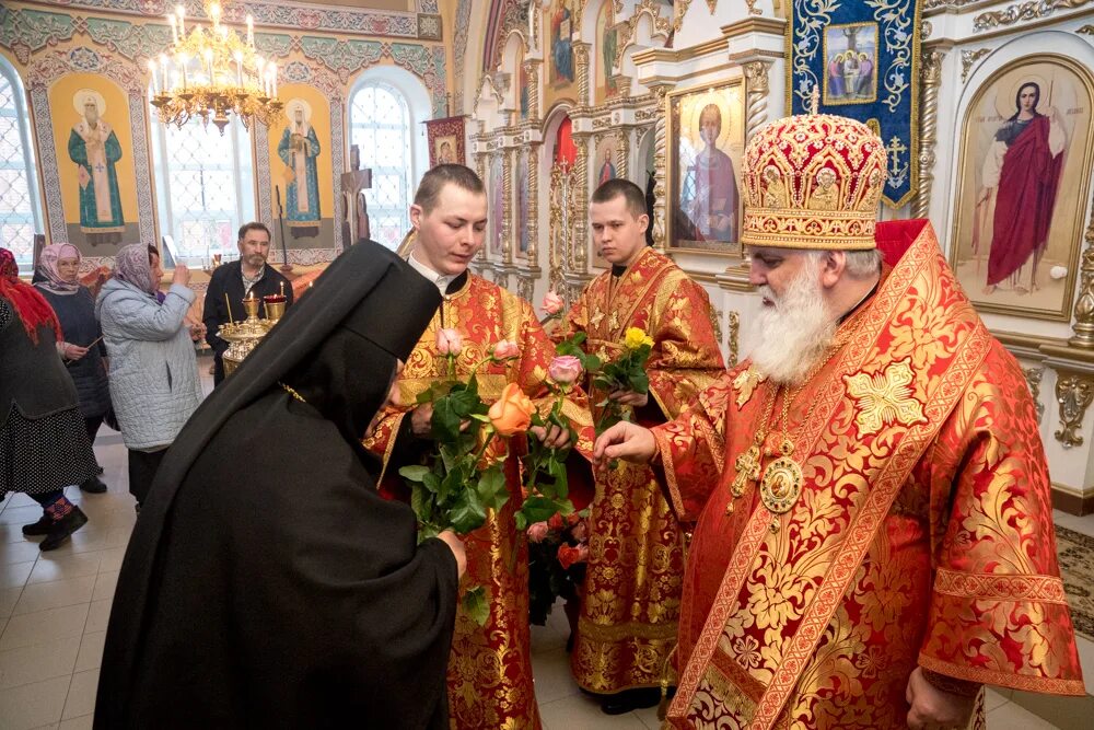 женатые епископы. норья сарапульская епархия. игнатий (голинченко). епископ женат. епископ игнатий голинченко.