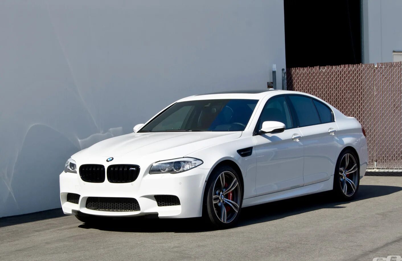 BMW m5 f10 White. БМВ 5 ф10 белая. БМВ м5 f10 белая. BMW f10 White Tuning. М біла