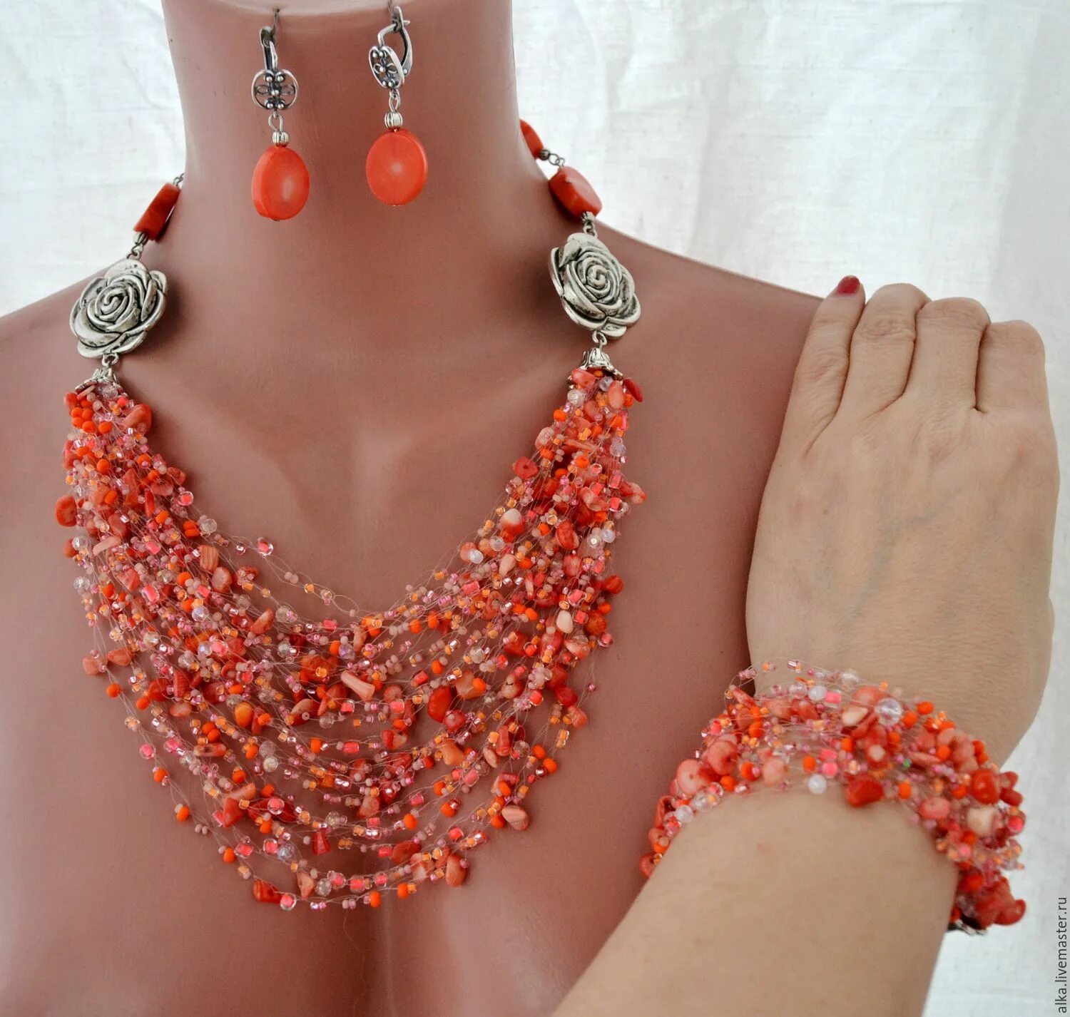Украшения из коралла