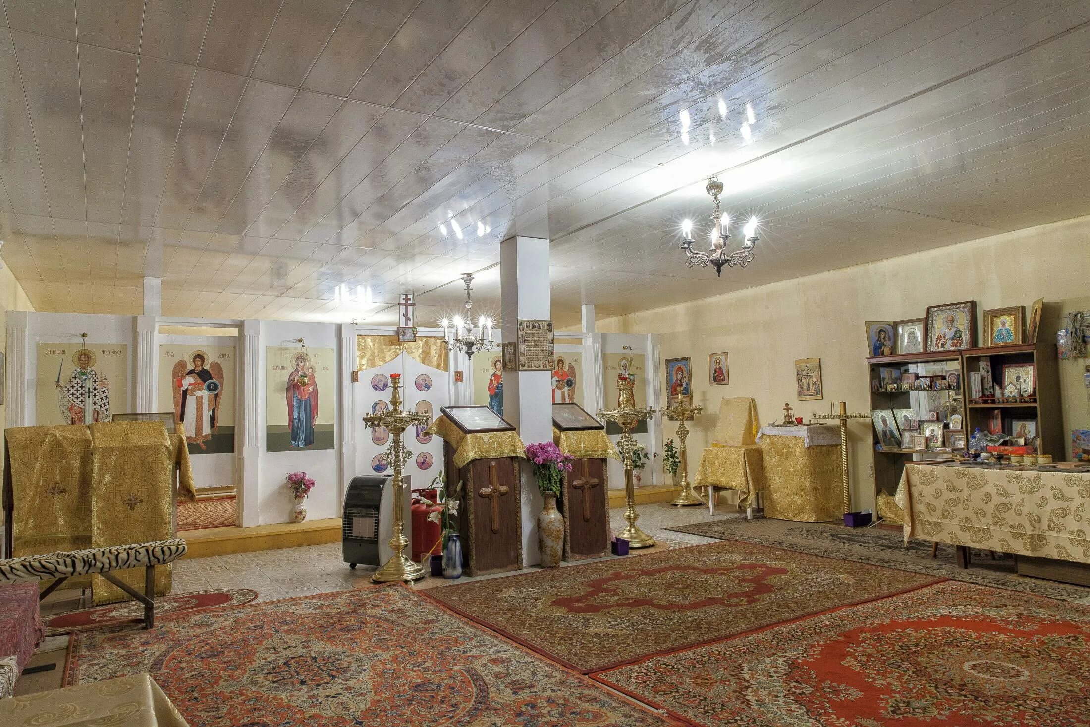Храм матронушки работает. Храм матроны столбовая. церковь матроны московской, рабочий посёлок столбовая. храм в красново тверь. церковь матроны московской, поселок головеньковский.