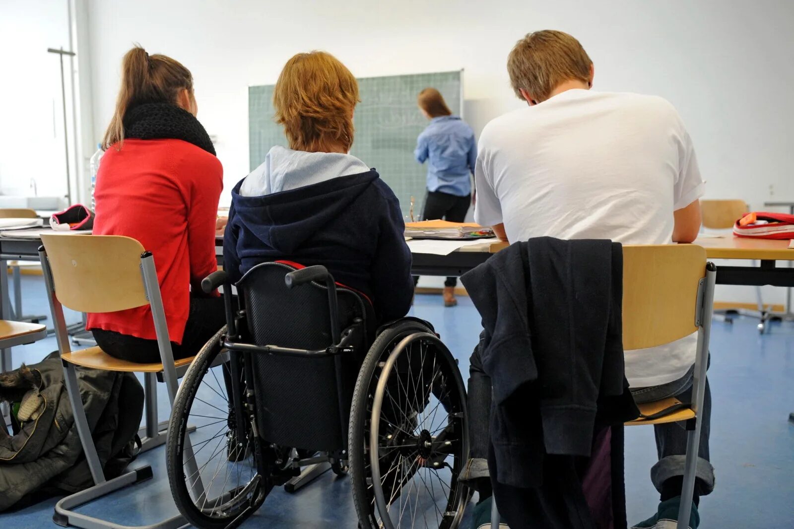 Получение образования инвалидами