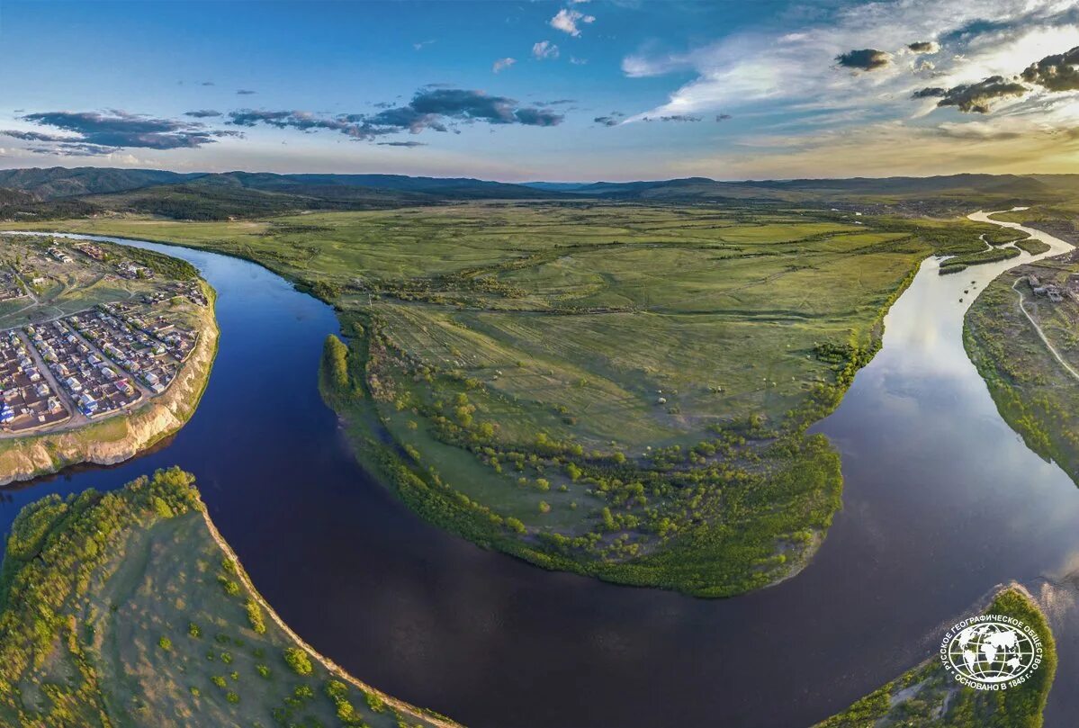 Россия в фотографиях русское географическое. Самая красивая Страна фотоконкурс. Географические места. Природа РГО. РГО самая красивая Страна река.