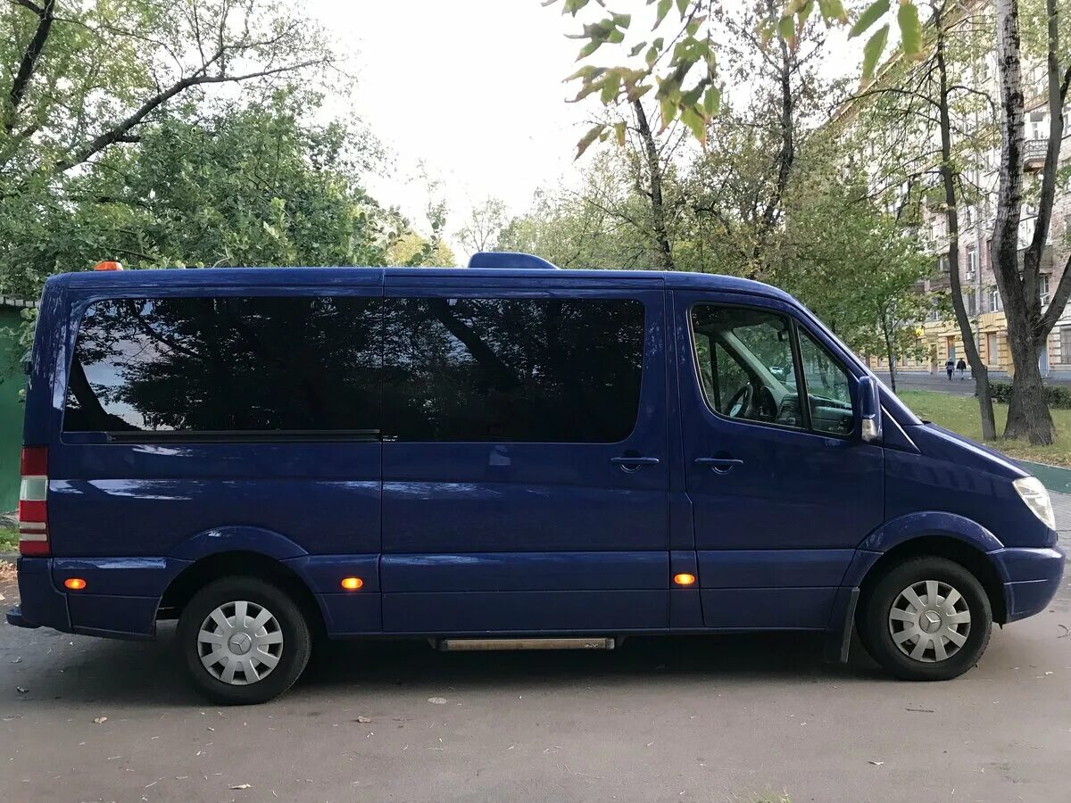 Sprinter 2010. Мерседес Спринтер 2010г. Мерседес Спринтер до 2010 года. Фольксваген Спринтер пассажирский.