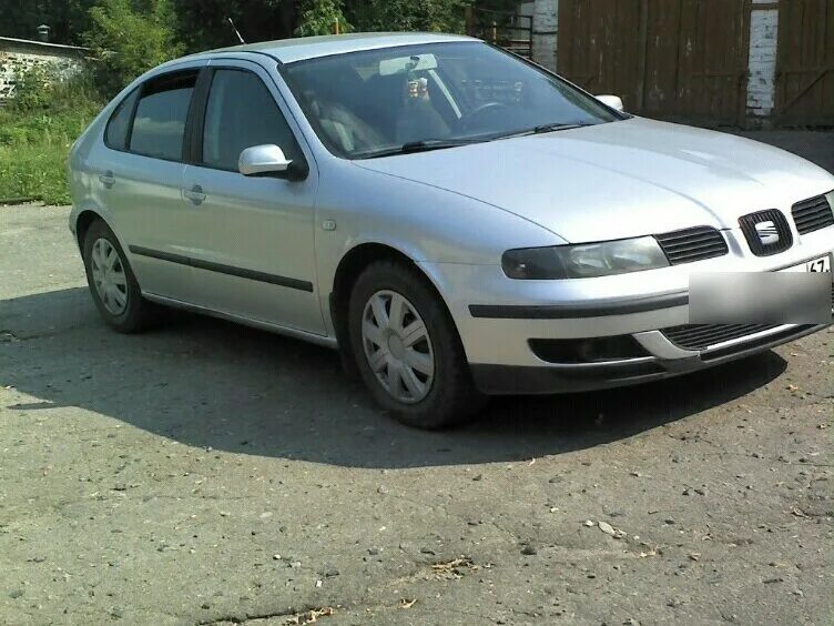 Сеат 2000 года. Seat Leon 2000.