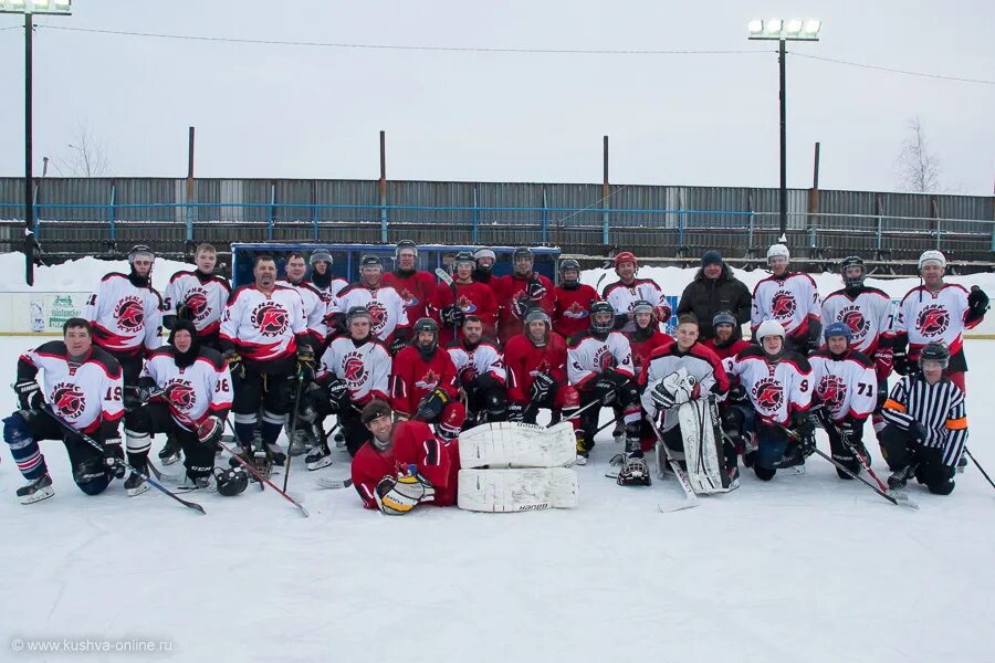 кушва хоккей горняк. горняк 2007 кушва. благодать арена кушва. кушва хоккей горняк. золотая шайба свердловская область 2021-2022.