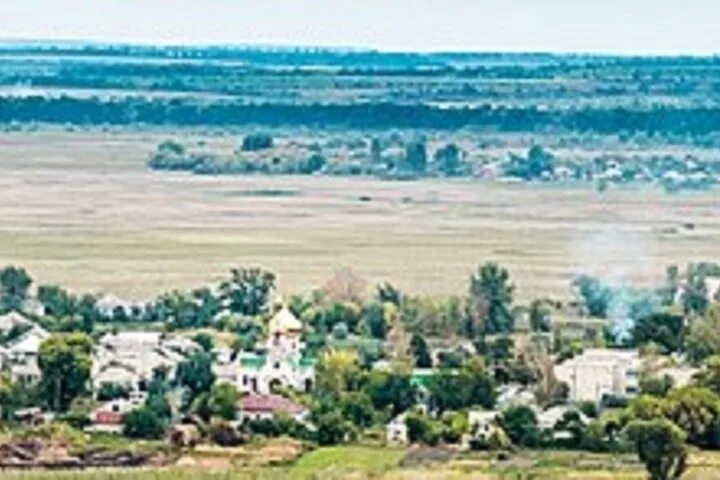 Обстрел краснореченское. Краснореченск приморского края. Краснореченское луганская область фото. Краснореченское луганская область. Мост через реку.