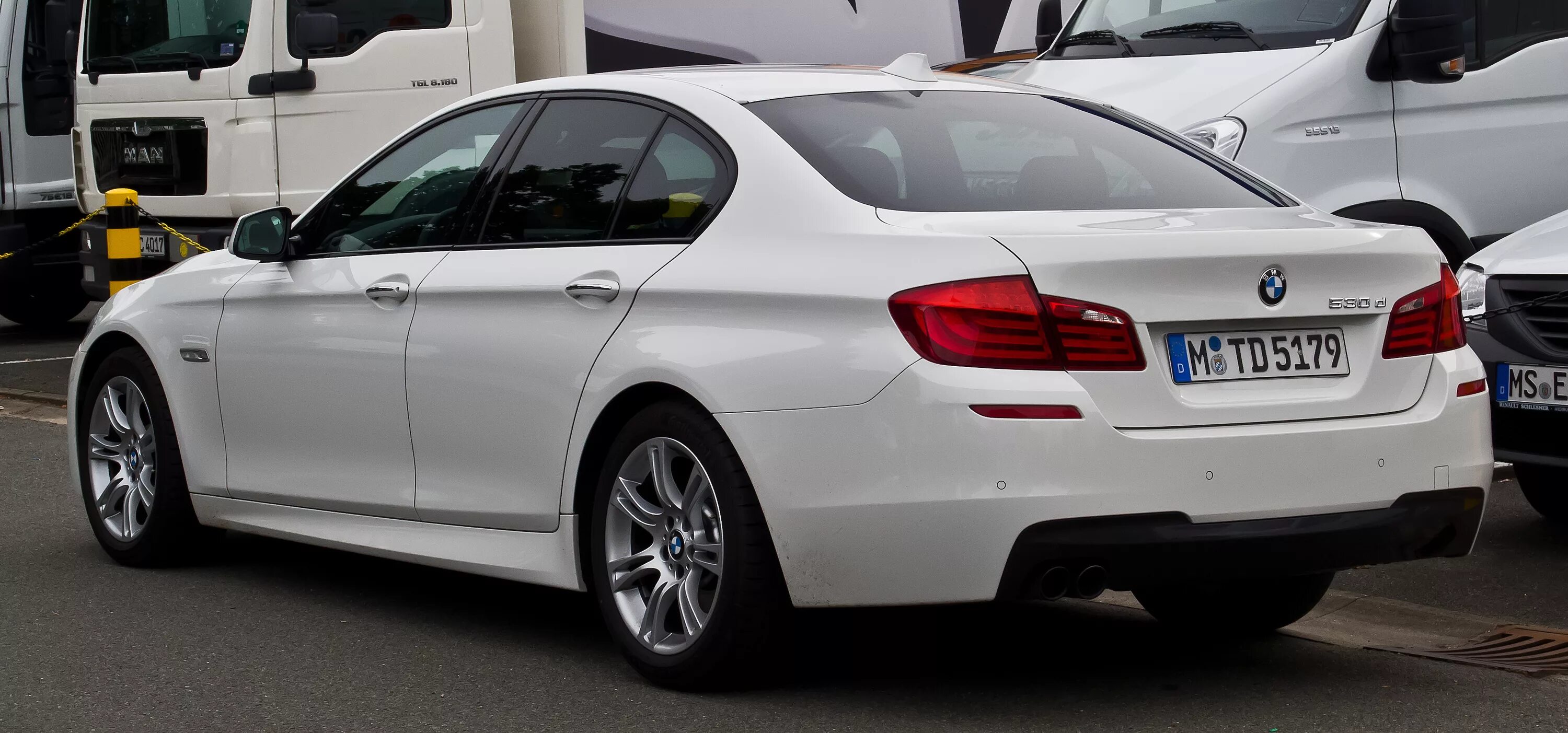 Как выглядит 530. Bmw 5 530d. bmw 530d 2013. бмв 530d f10. bmw 530 f10.