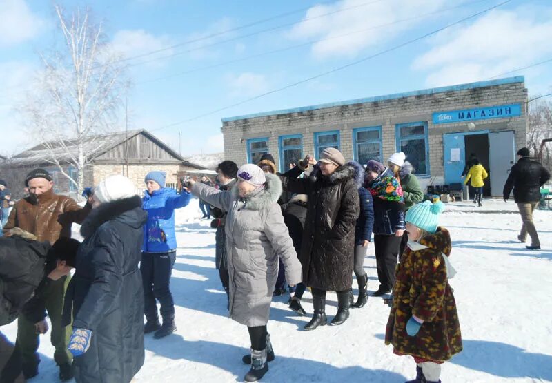 Македоновка саратовская область. Пожар татищевский вязовка. Македоновка донецкая область. Пожар татищевский вязовка. Македоновка саратовская область татищевский.