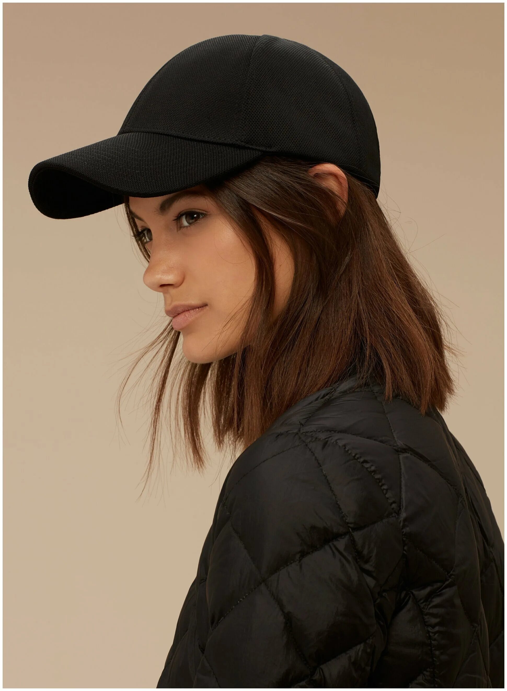 алисия мишель фотомодель. красивые девушки в бейсболках. бейсболка с короткими волосами. бейсболка женская на короткие волосы. бейсболка new era черная женская.