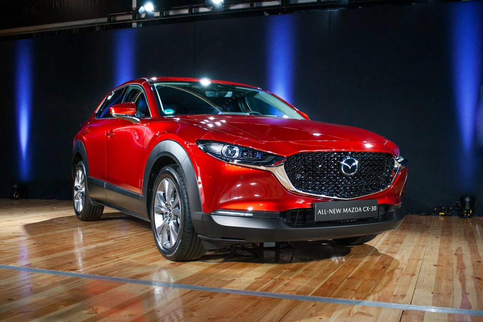 Мазда cx30. Mazda CX-30. Mazda cx30 2020. Mazda CX 30 красная. Mazda большая