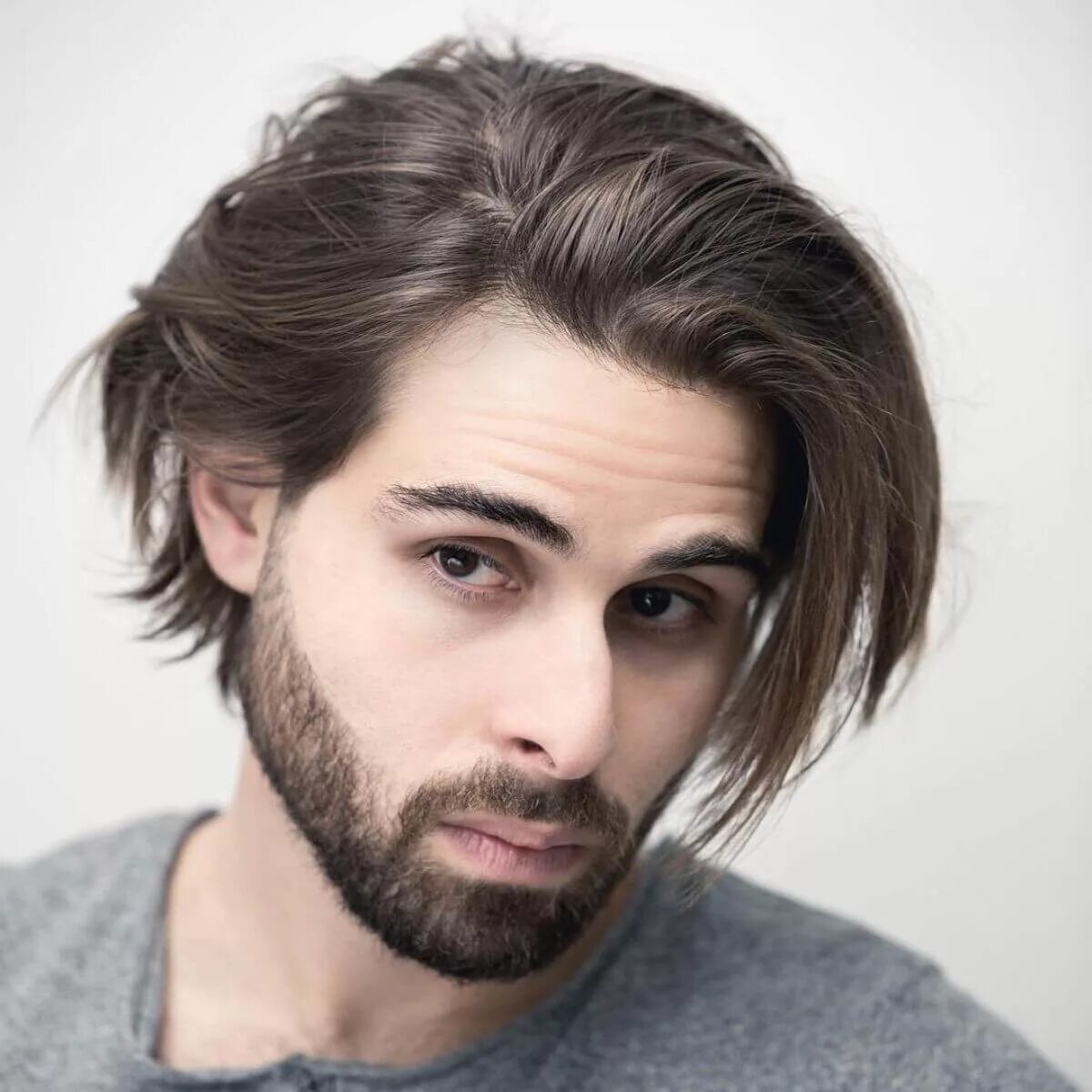 Короткие и длинные мужские стрижки. Стрижки хаирс 2020 мужские. Long Bob Haircut стрижка man. Мужские причёски с длинными волосами. Мужские прически с длинными волосамм.