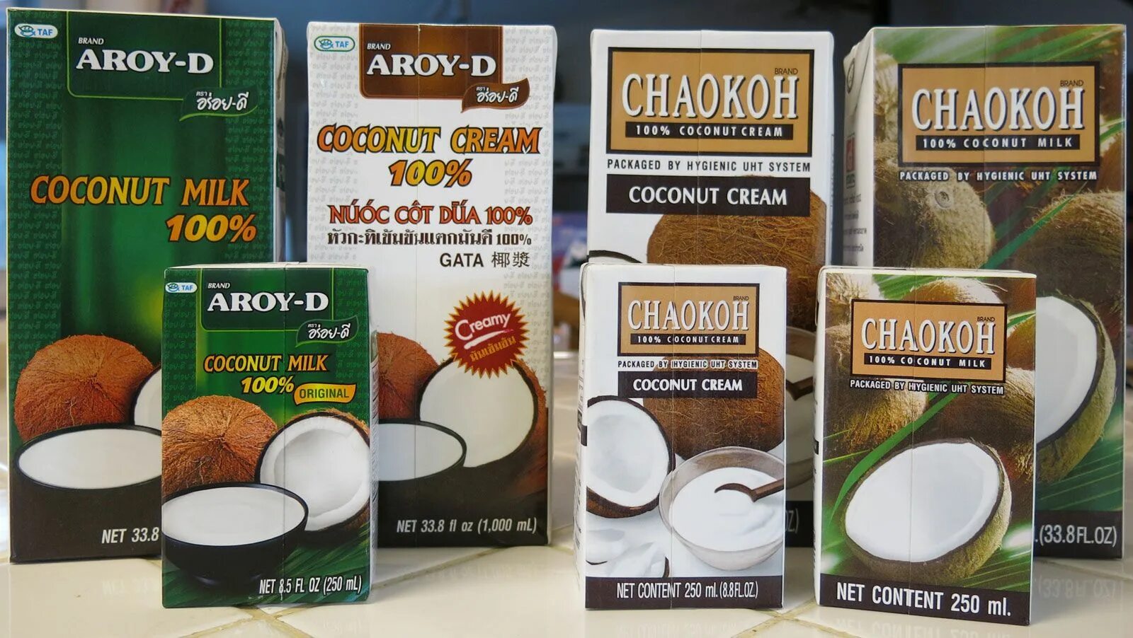 Можно ли кокосовое молоко в пост. Кокосовые сливки Chaokoh. Молоко кокосовое Коконат. Крем Coconut Milk Cream. Кокосовый крем Aroy-d.
