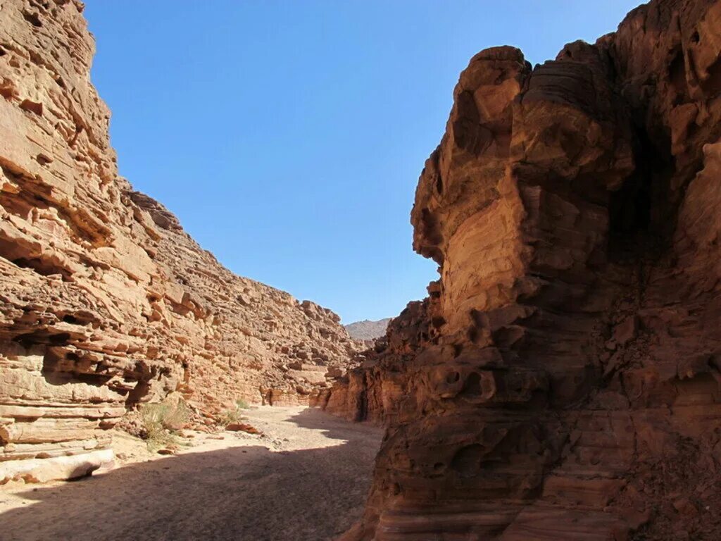 Дахаб каньон Египет. Цветной каньон Дахаб. Каньон Абу Галум. Каньон шарм эль шейх