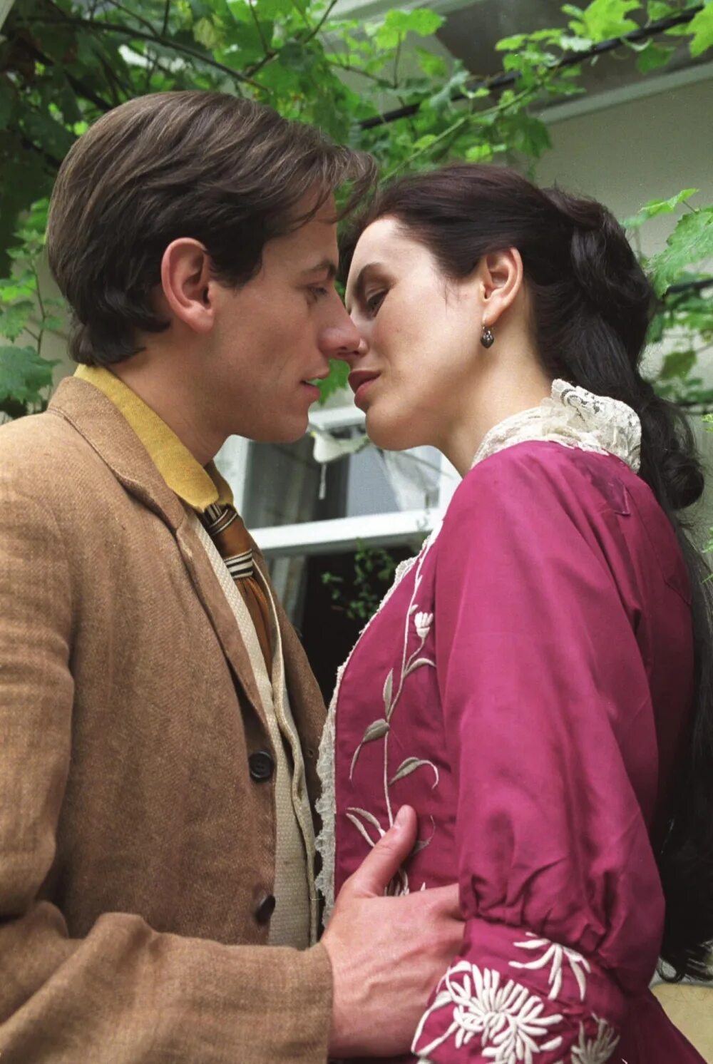 сага о форсайтах 2002. джон форсайт сага о форсайтах. саша о форсатах сериал. саша о форсатах сериал. сага о форсайтах.