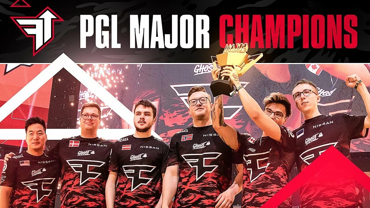 Faze clan 2024. FAZE Clan 2022. Команда FAZE 2022. Фейз клан КС. FAZE Major Champion.