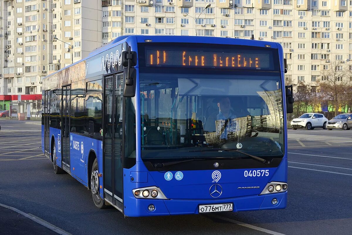 Остановки автобуса м3 в москве. Mercedes-Benz Conecto II. Mercedes-Benz Conecto II Москва. Mercedes Conecto. Mercedes-Benz Conecto II или ЛИАЗ.