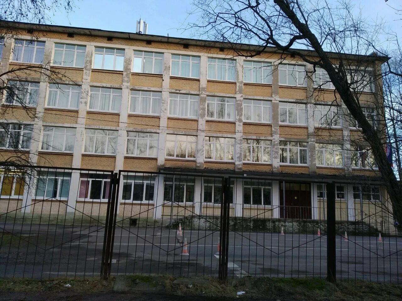 проспект науки 13 санкт-петербург. центр образования 633 калининского района. гостиница наука политех санкт-петербург энгельса 65. здание академии наук в петербурге. гостиница наука санкт-петербург энгельса.