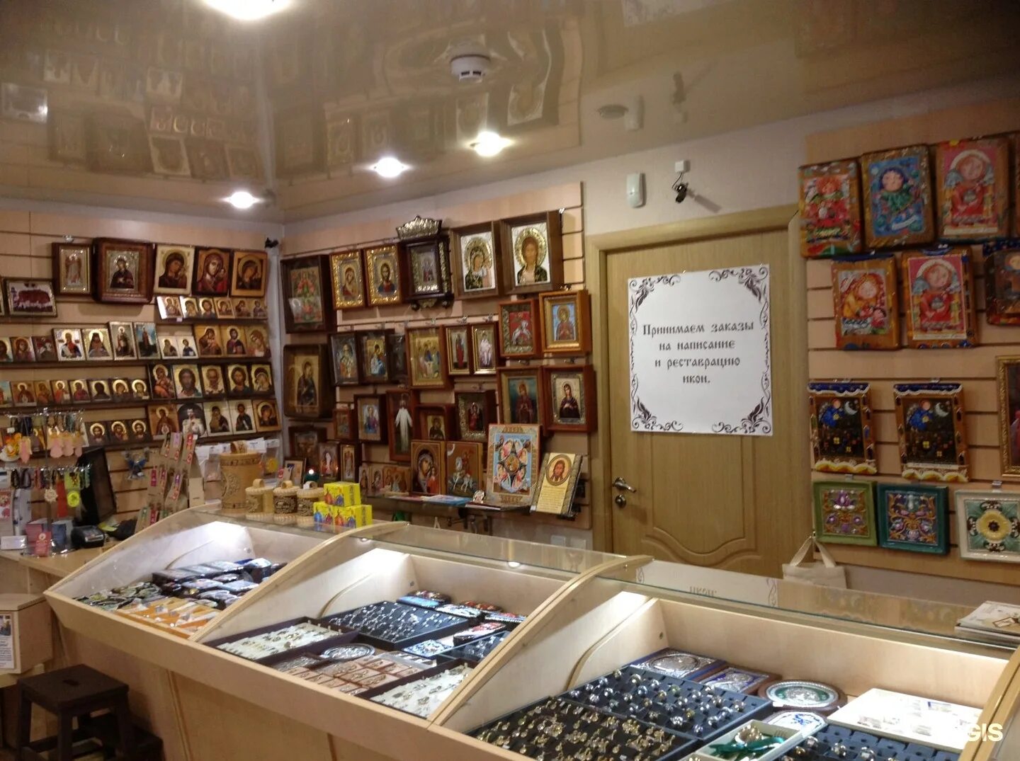 куклы магазин сувениры. календарь подарков магазин. магазин сувениров и подарков в ижевске. сувенирный национальный магазин в ижевске. аниме магазин в ижевске радуга.