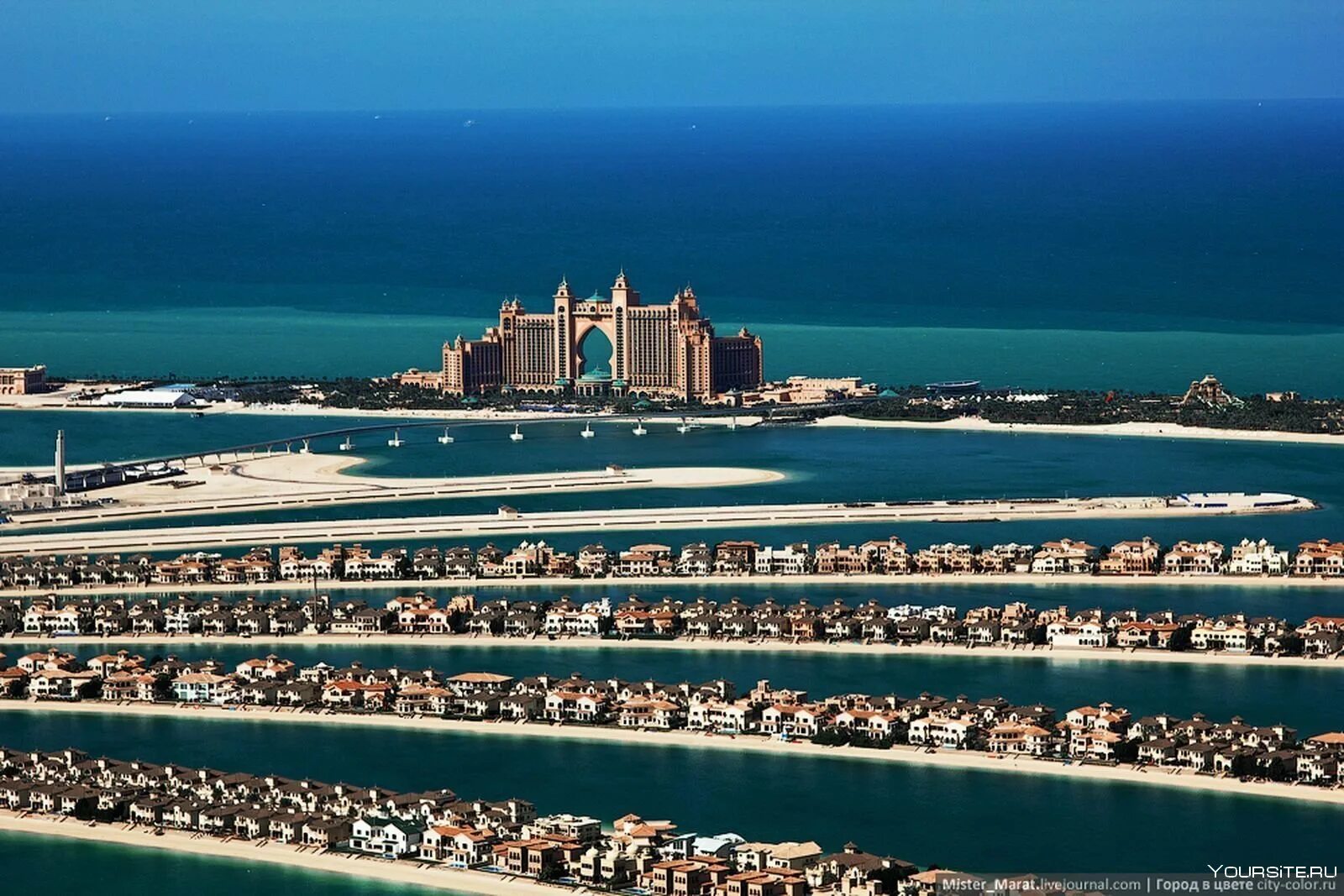 Пальма джумейра объединенные арабские эмираты фото. Дубай остров Пальма Джумейра. Дубай искусственный остров Пальма Джумейра. Остров Palm Jumeirah в Дубае.