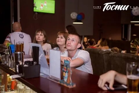 Гости бар номер