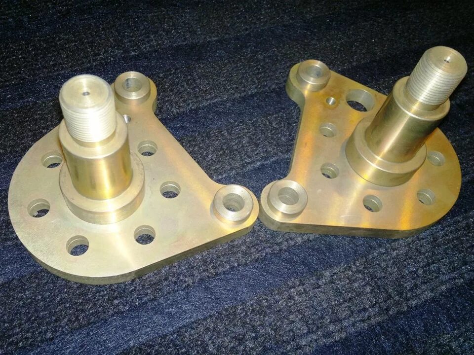 15. Гидромост. Цапфа ковша. 247. Цапфа ковша.