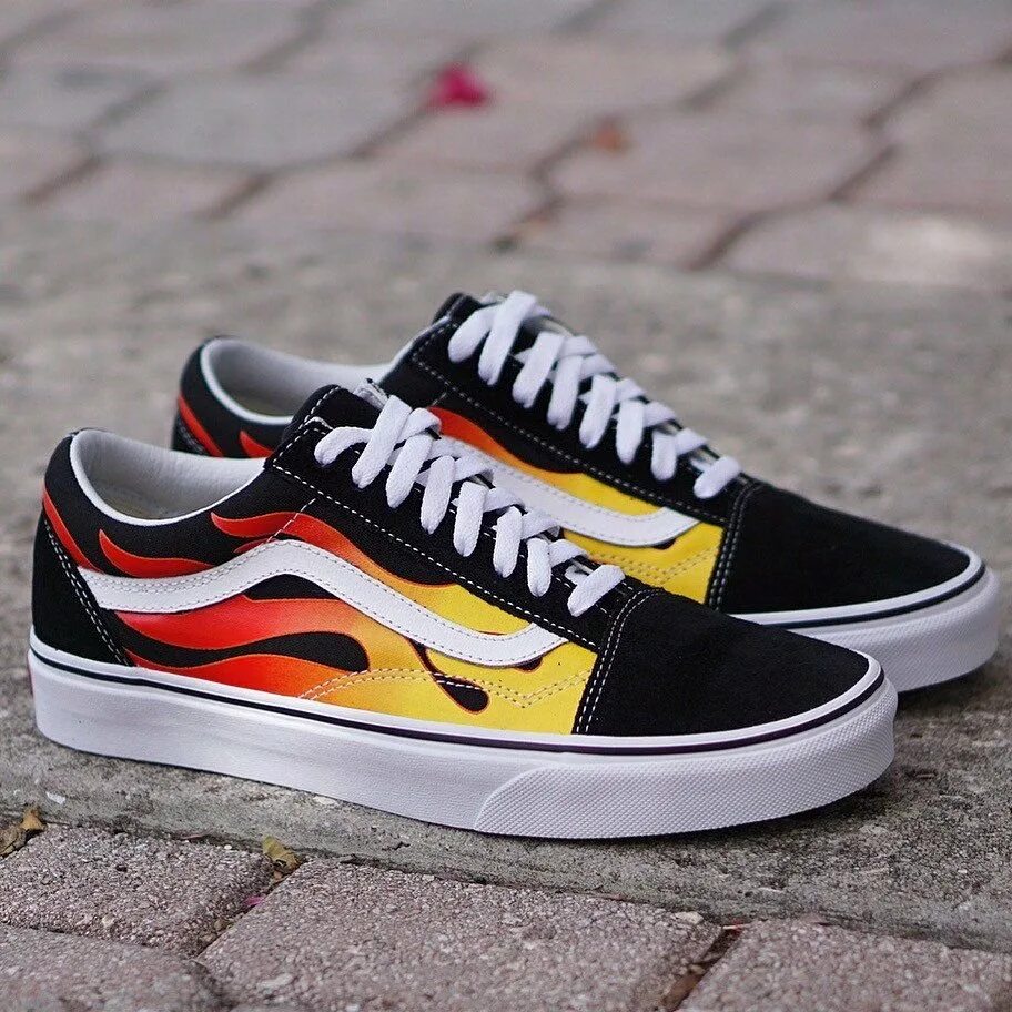 Вансы. Зипка ванс. Ванс 2017. Кеды vans flame old school. Vans 721277.