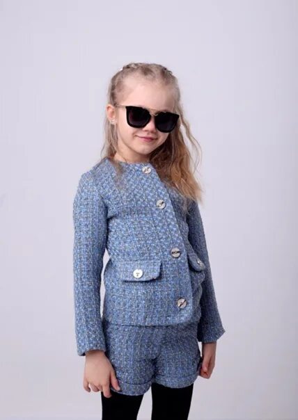 Сумка соул женская. Твидовый костюм в стиле шанель. Детские костюмы из твида. Юбка коко шанель твид. Костюм из твила детский.