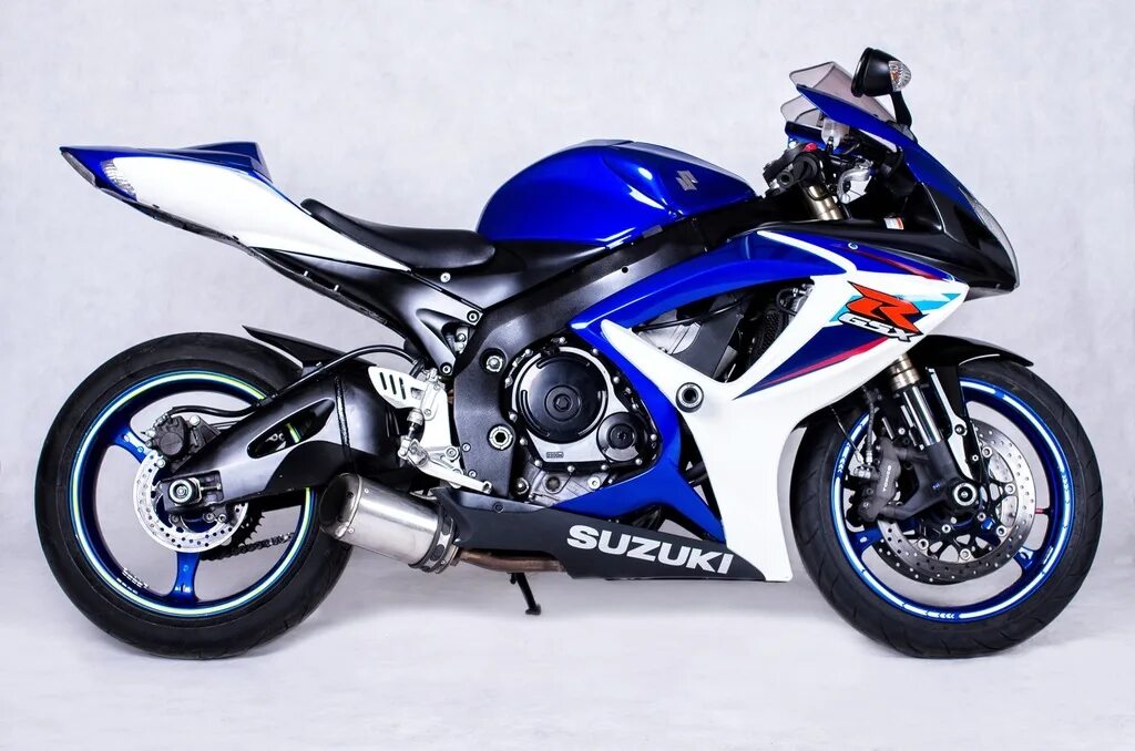 Gsx r купить. Suzuki GSX-r600. Suzuki GSR 600. Suzuki GSXR 600. Suzuki GSX R 600 k7.