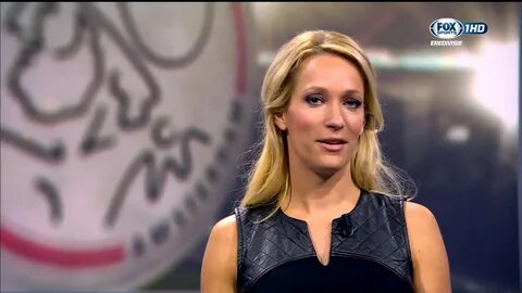 Just-Jared-dutchbabe: Hélène Hendriks FOX Sport Centraal presentatrice.