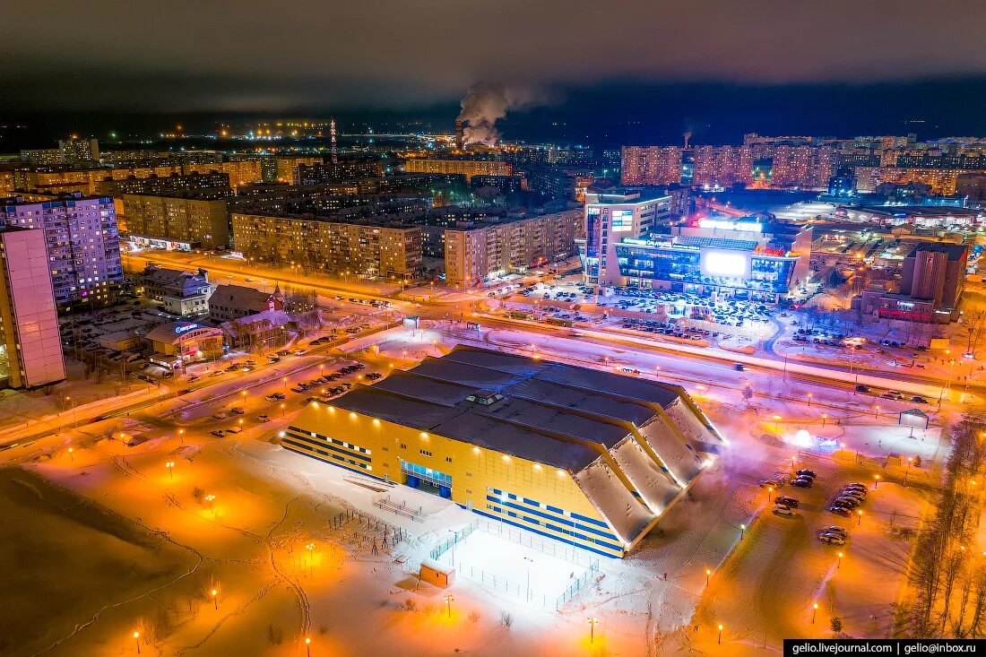 Нижневартовск область край. Нижневартовск. Нижневартовск центр города. Нижневартовск площадь. Нижневартовск площадь города.