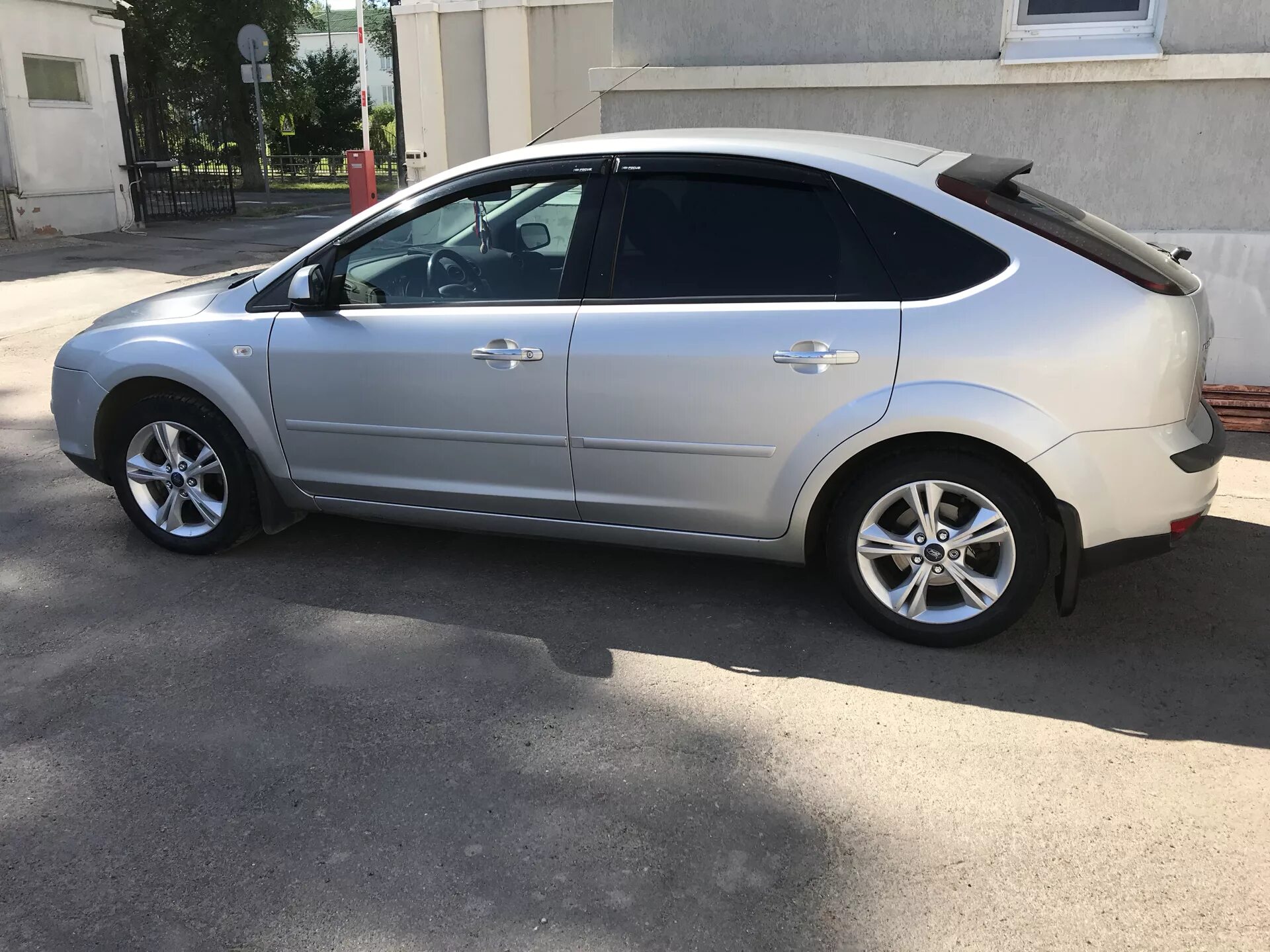 Диски форд фокус фото Переобулся на лето Ford Focus II ST, 2,5 л, 2008 года колёсные диски DRIVE2