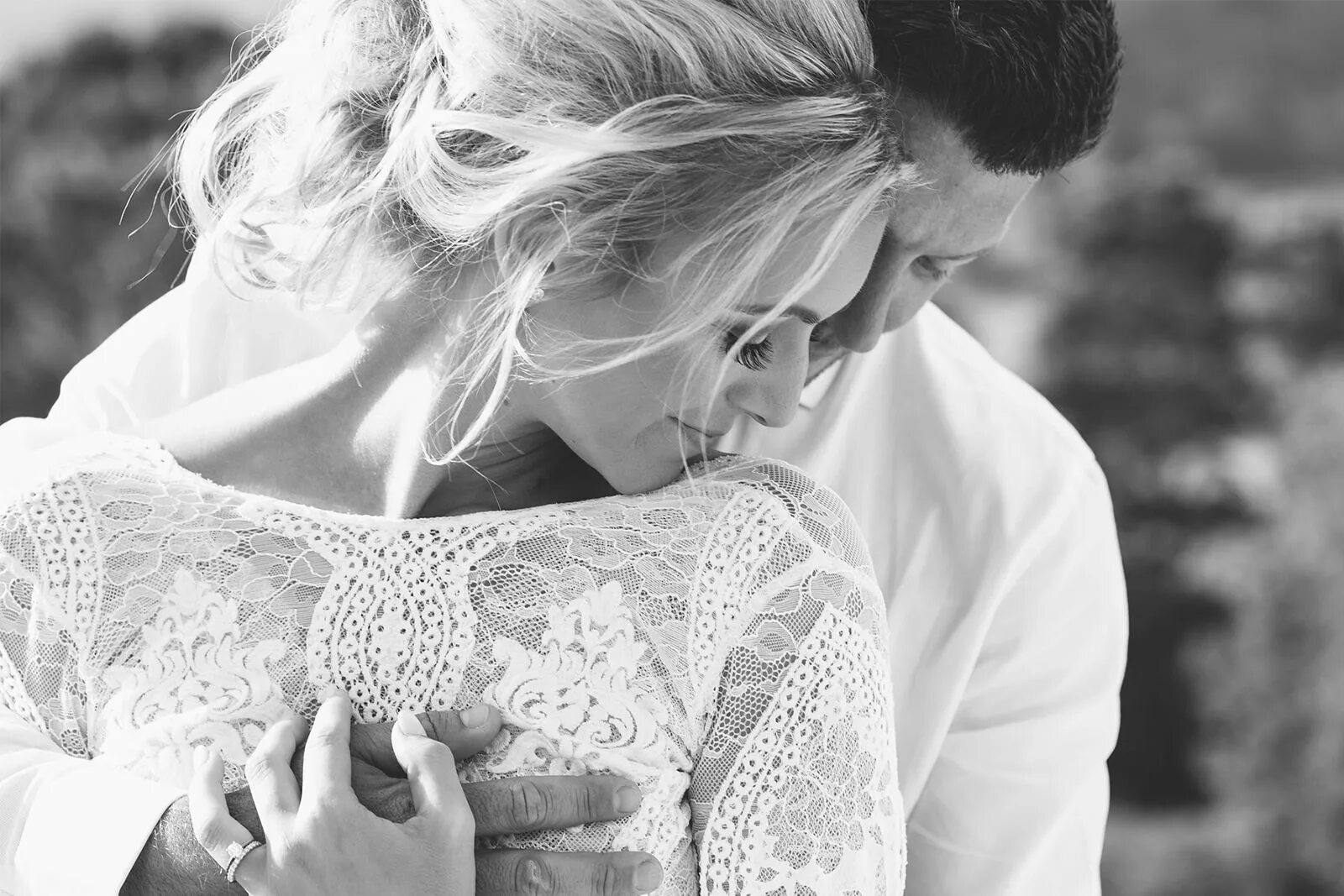 Платье анны щербаковой с кружевом. Любовные кружева. Кружево любви. Кружево любви. Голубое кружево на сетке.