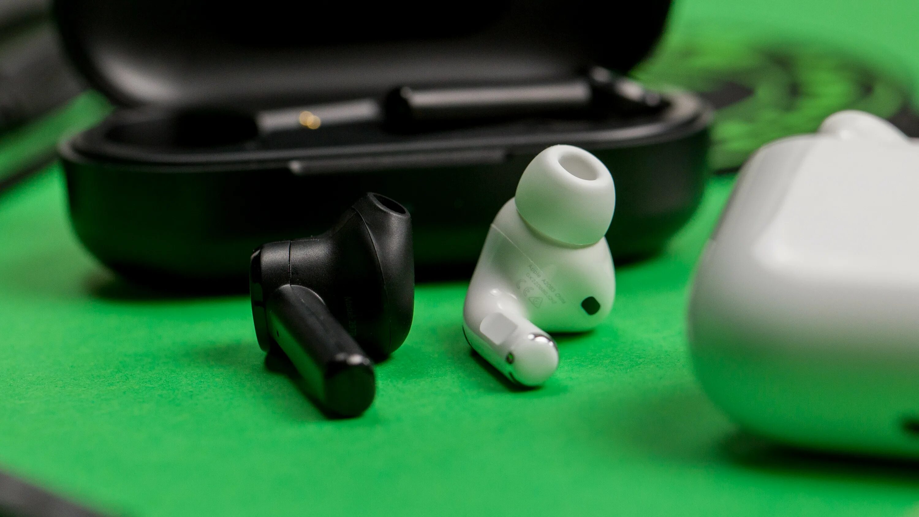 Razer true wireless x. Razer Hammerhead true Wireless. Razer Hammerhead 2 true Wireless. Razer Hammerhead true Wireless Pro. Razer AIRPODS Pro Case.