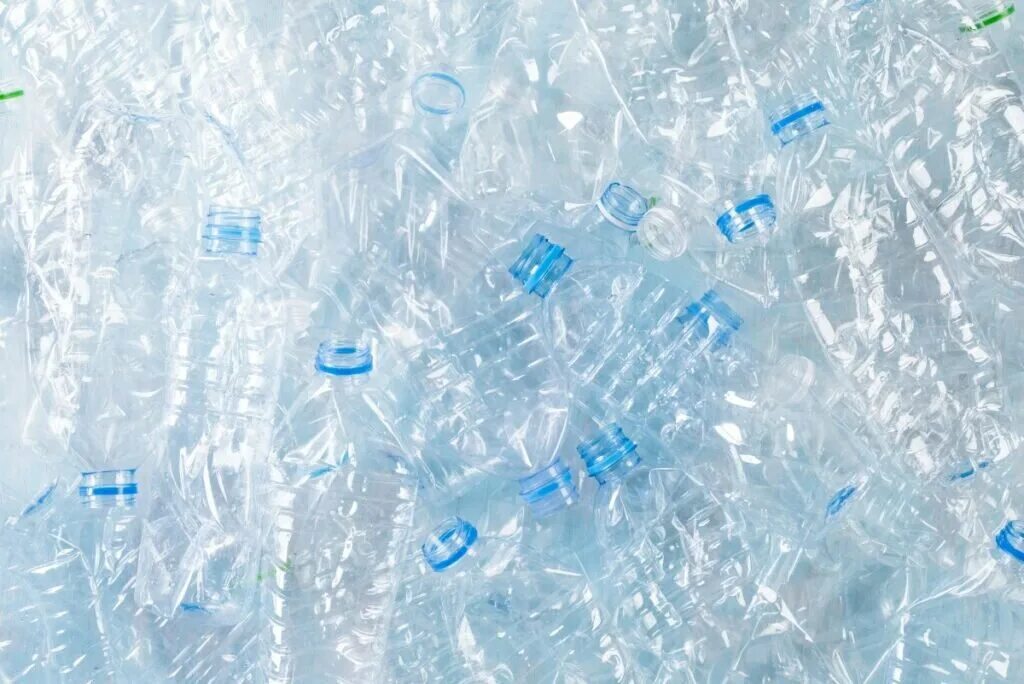 Plastic energy. Пластиковый фон. Plastic ang energetic. Plastic energy. Plastic energy.