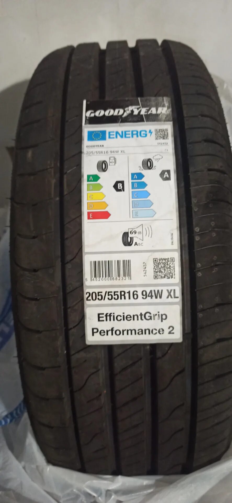 Efficientgrip performance xl. Goodyear efficientgrip performance 2 205/55 r16 94h. шины goodyear efficientgrip performance 205/55 r16. goodyear efficientgrip performance 2. goodyear efficientgrip performance.