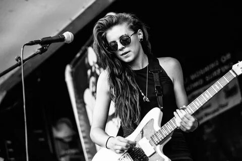 pvris lyndsey gunnulfsen tumblr - Buscar con Google Pvris Lynn, Lynn Gunn, ...