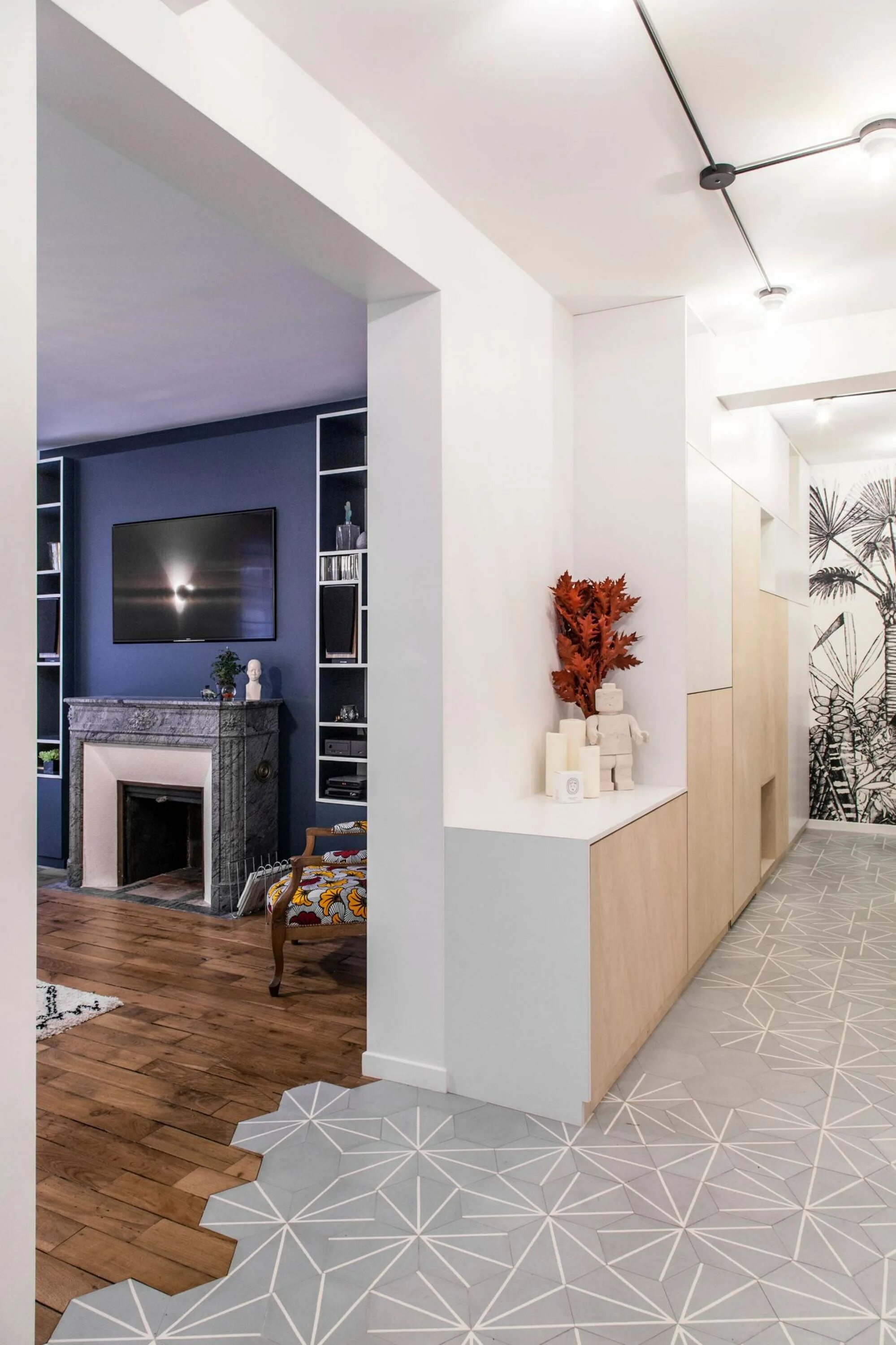 Зонирование полом. Кухня гостиная с террасой. Зонирование пола кухня гостиная. Зонирование кухни и столовой. Пол кухня гостиная.